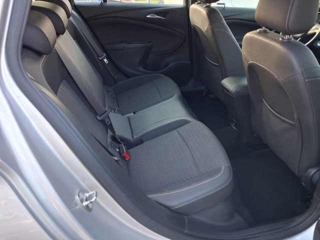 OPEL Astra usata, con Cruise Control