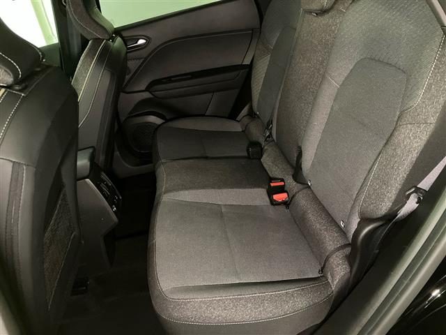 RENAULT Captur usata, con Touch screen