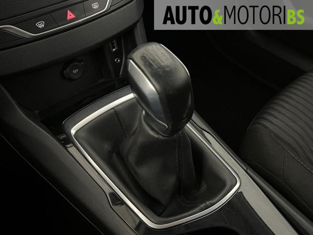 PEUGEOT 308 usata, con Sedile posteriore sdoppiato