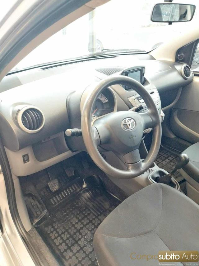 TOYOTA Aygo usata, con Servosterzo