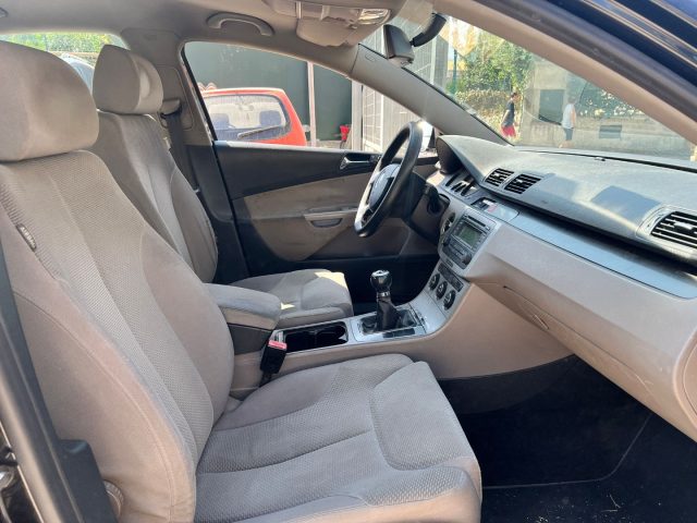 VOLKSWAGEN Passat usata, con Airbag Passeggero