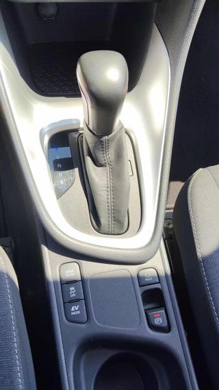 TOYOTA Yaris usata, con Fendinebbia