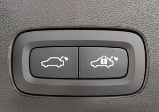 VOLVO XC60 usata, con Volante multifunzione