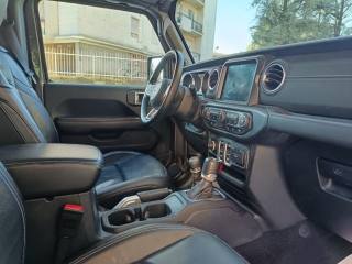 JEEP Wrangler usata, con Autoradio