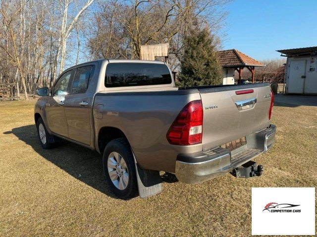 TOYOTA Hilux usata, con Controllo trazione