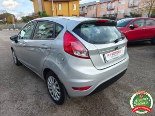 FORD Fiesta usata, con Autoradio