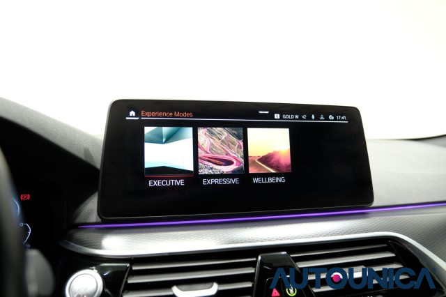 BMW 530 usata, con Fari LED