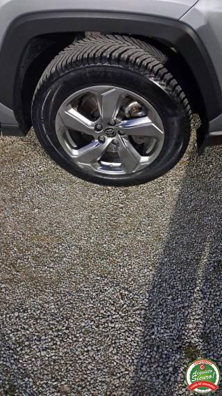 TOYOTA RAV 4 MY23 usata, con Controllo trazione