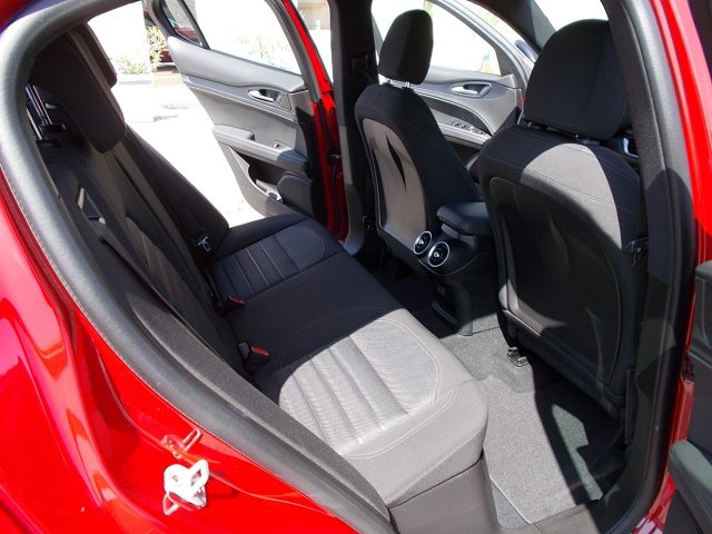 ALFA ROMEO Stelvio usata, con Controllo trazione