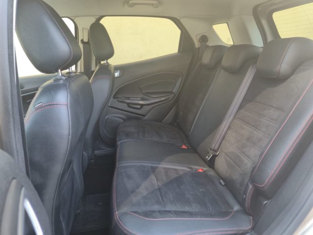 FORD EcoSport usata 9