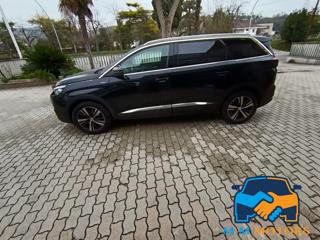 PEUGEOT 5008 usata, con Autoradio