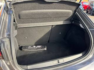 PEUGEOT 208 usata, con Volante in pelle