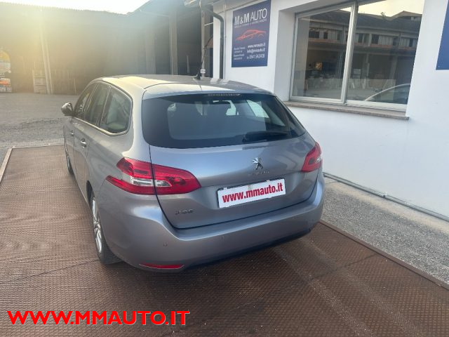 PEUGEOT 308 usata, con Alzacristalli elettrici