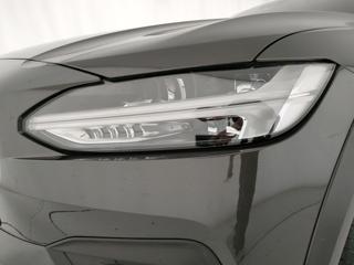 VOLVO V90 Cross Country usata, con Autoradio