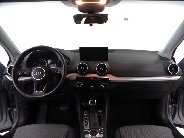 AUDI Q2 usata, con USB