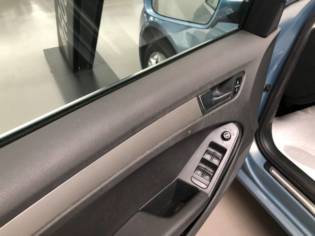 AUDI A4 usata, con Specchietti laterali elettrici