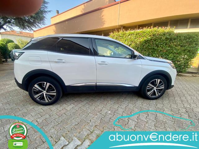 PEUGEOT 3008 usata, con Boardcomputer