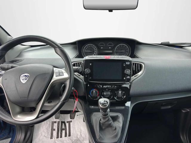 LANCIA Ypsilon usata, con Autoradio
