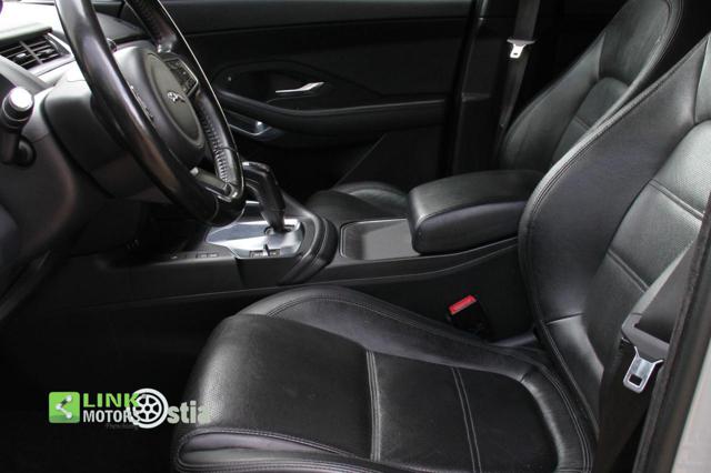 JAGUAR E-Pace usata, con Bluetooth
