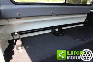 LAND ROVER Defender usata 16