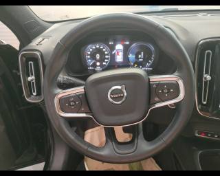 VOLVO XC40 usata, con Volante in pelle