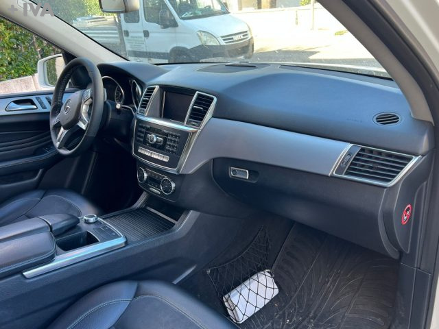 MERCEDES-BENZ ML 250 usata 16