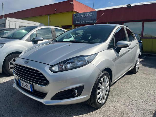 FORD Fiesta usata, con ABS