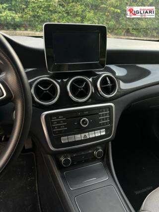 MERCEDES-BENZ CLA 180 usata, con Frenata d