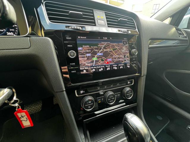 VOLKSWAGEN Golf Variant usata, con Cruise Control