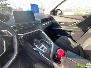 PEUGEOT 3008 usata, con Sedile posteriore sdoppiato