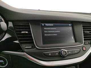 OPEL Astra usata, con Sistema di navigazione