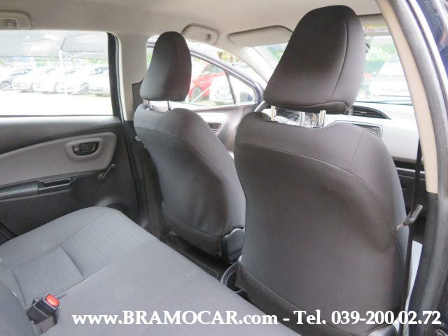 TOYOTA Yaris usata, con Monitoraggio pressione pneumatici