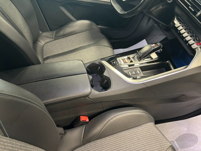 PEUGEOT 3008 usata, con Vetri oscurati