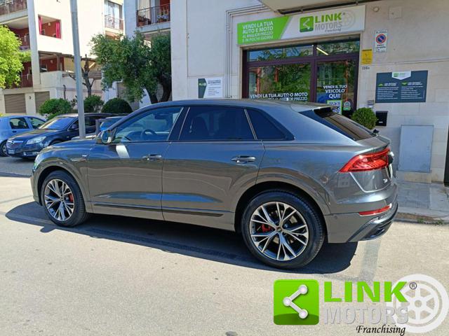 AUDI Q8 usata, con Sensori di parcheggio anteriori