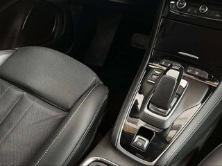 OPEL Grandland X usata, con Sedile posteriore sdoppiato