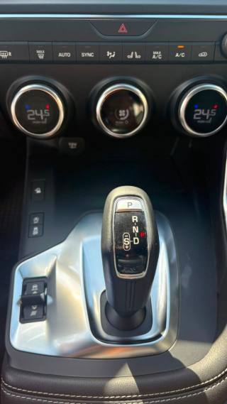 JAGUAR E-Pace usata, con Fendinebbia