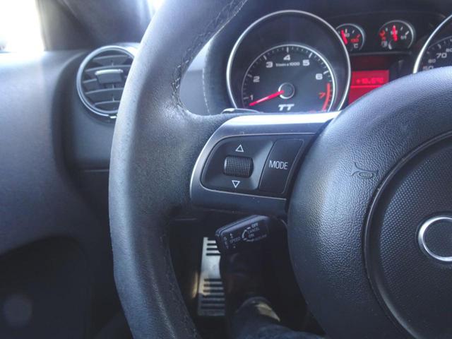 AUDI TT usata, con Sensori di parcheggio posteriori