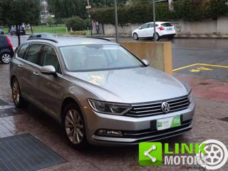 VOLKSWAGEN Passat Variant usata, con Airbag laterali