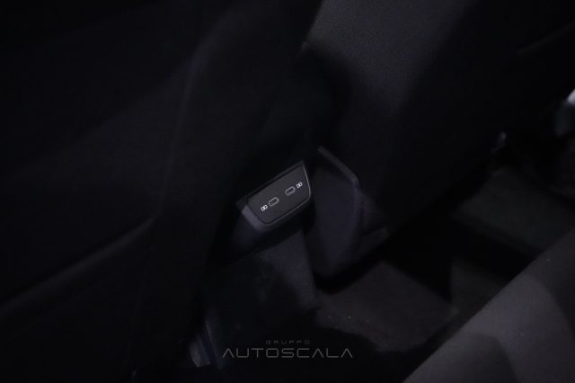 VOLKSWAGEN Taigo usata 24