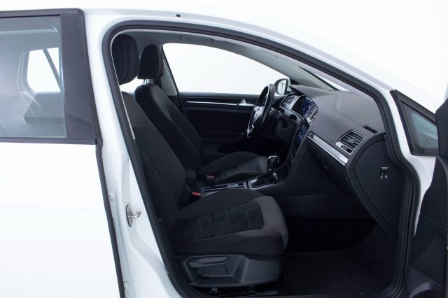 VOLKSWAGEN Golf usata, con Climatizzatore