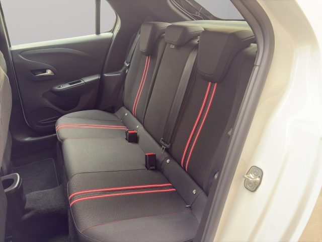 OPEL Corsa usata, con Bluetooth