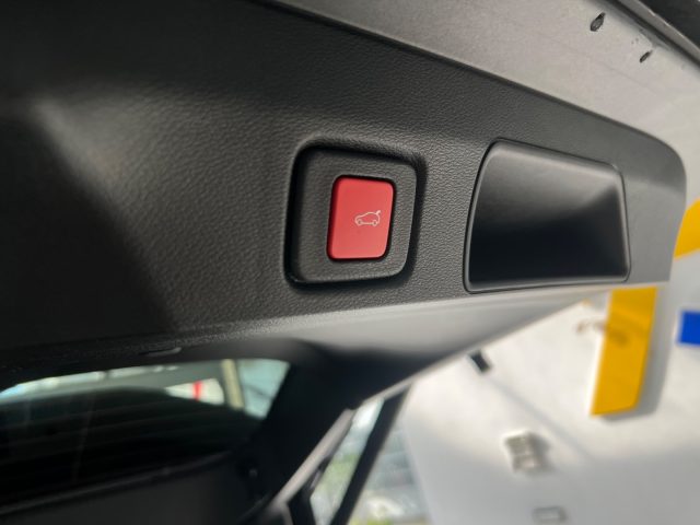 JEEP Compass usata, con Servosterzo