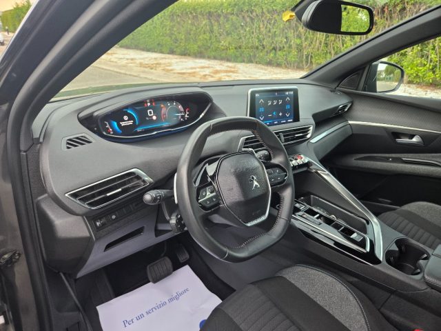 PEUGEOT 3008 usata, con Boardcomputer