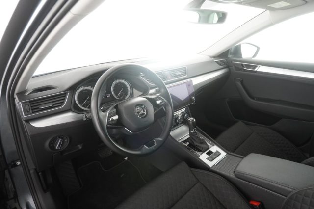 SKODA Superb usata 7