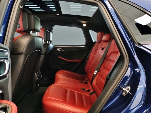 PORSCHE Macan usata 17