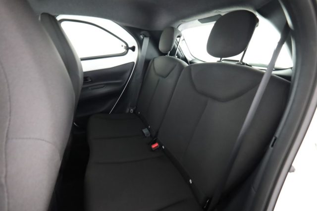 TOYOTA Aygo X usata 8
