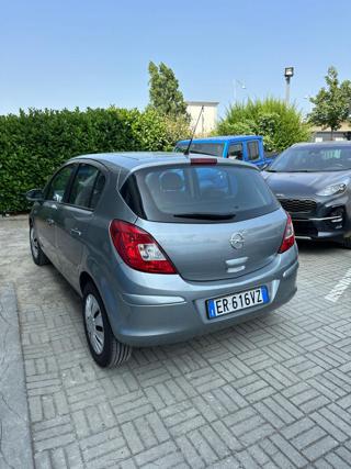 OPEL Corsa usata, con Autoradio digitale