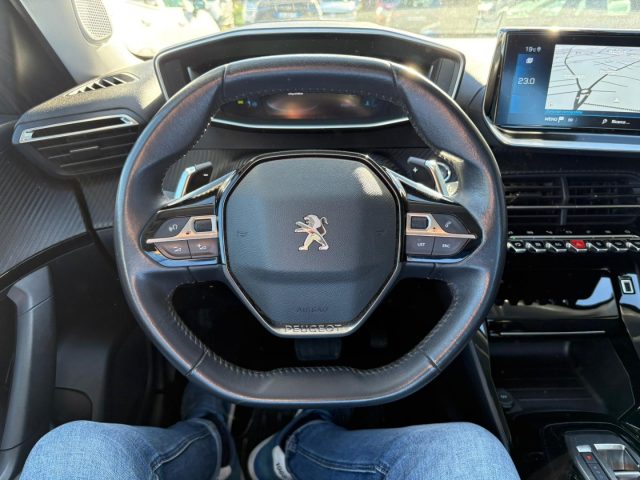 PEUGEOT 2008 usata, con Chiusura centralizzata