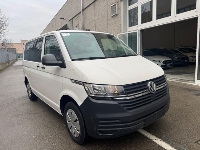 VOLKSWAGEN Caravelle usata, con Airbag
