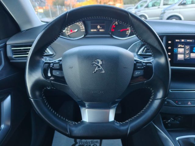 PEUGEOT 308 usata, con Bluetooth